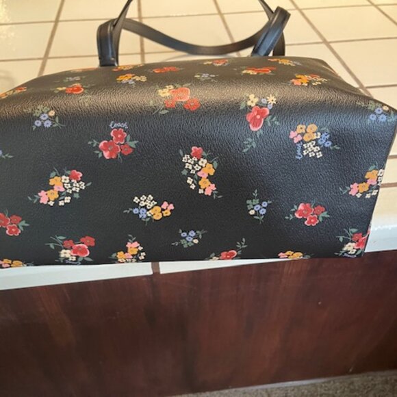 Coach Gallery Tote - Wildflower - NEW - Picture 7 of 16